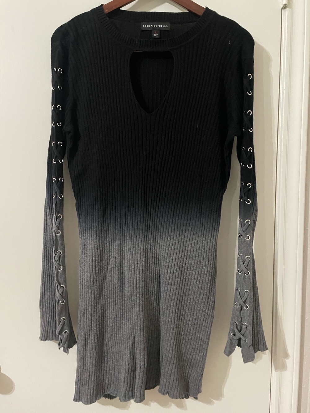 Rock & Republic Ombre Ribbed Sweater Dress Lace Up Sleeves Keyhole Neck Size L